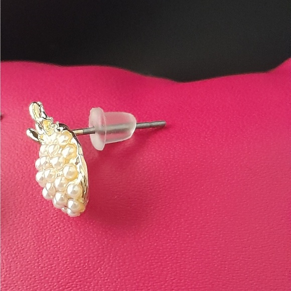 Pineapple Earrings Costume Jewelry - Picture 4 of 5